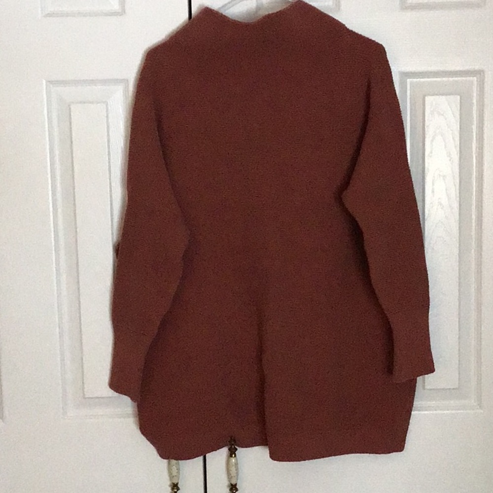 Free people sweater